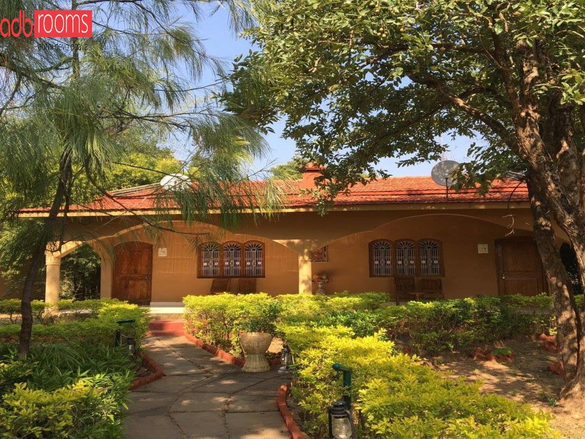 Adb Rooms Ashoka Resort Tāla Dış mekan fotoğraf